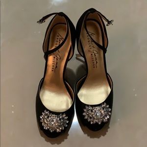 New elegant black heels